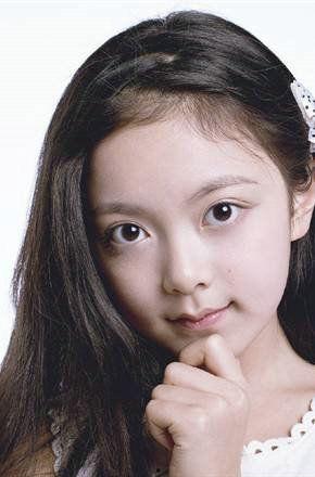 尹一羽个人资料